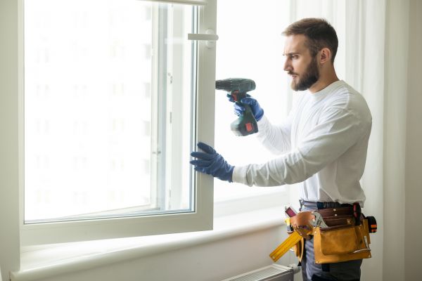 Custom Window Service in Azle